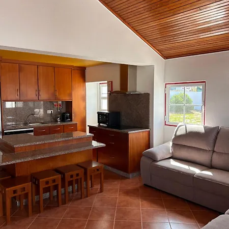 Ninho Da 度假居 巴勒尔